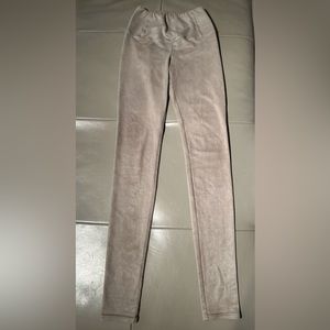 Aritzia Wilfred Free vegan suede leggings